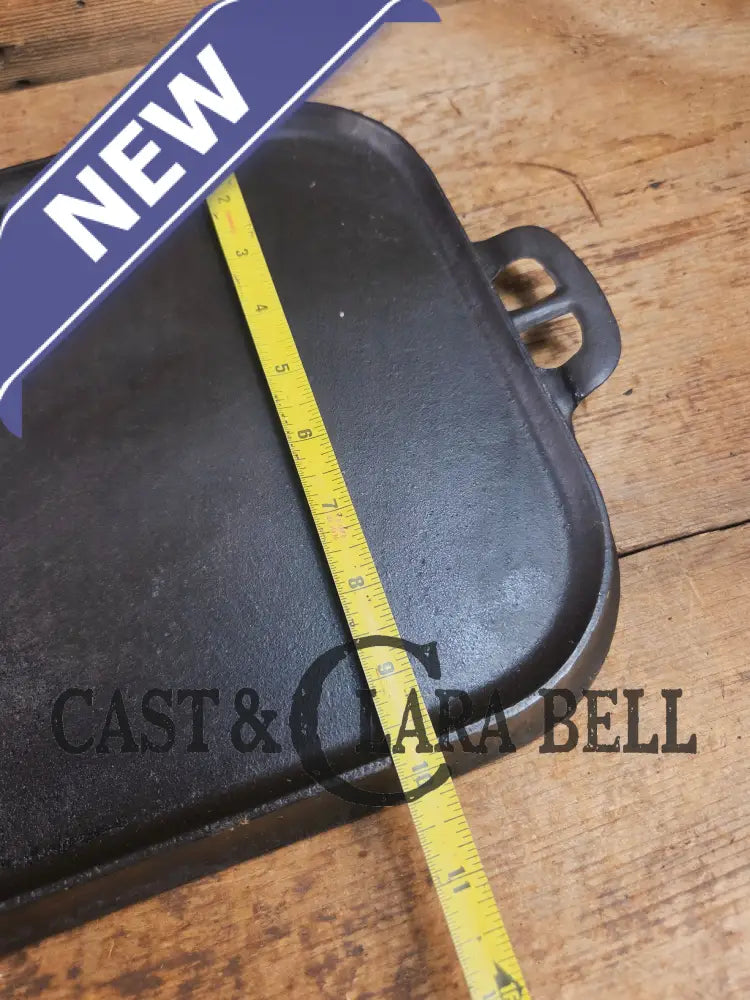 Hard to Find hammered finish and priced to sell! 1930βs Era Wagner #9 Hammered Finish Long Griddle Griddle