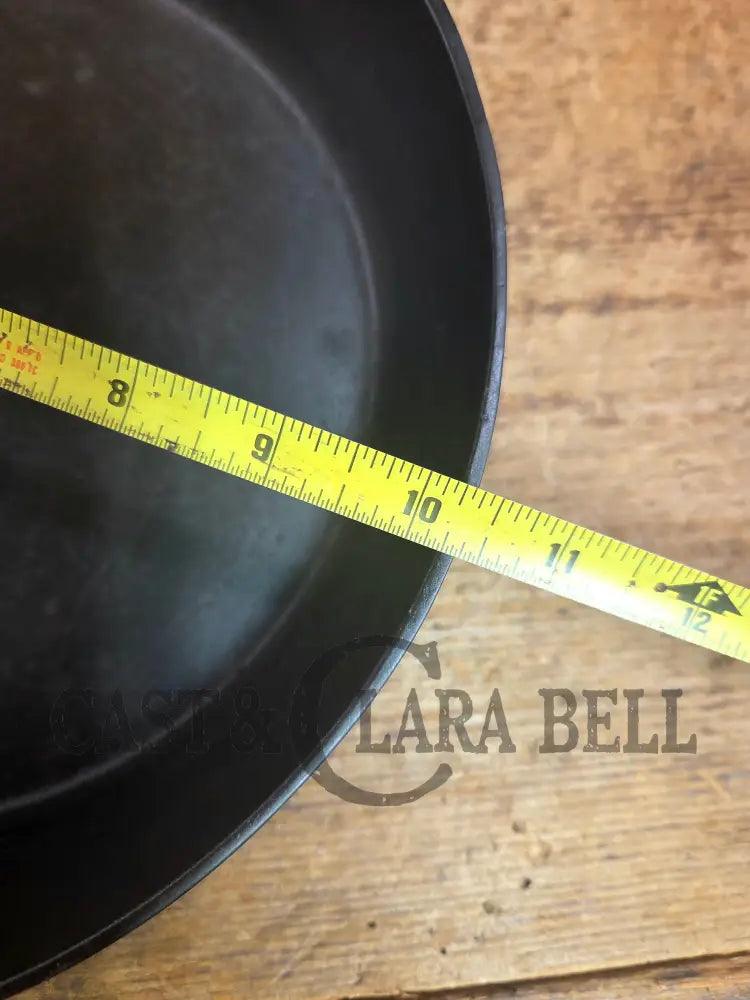 Hard to Find Hoosier favorite! ERIE ghost marked 1890-1910 Era Marion Cast Iron Skillet (Marion Indiana) Skillet