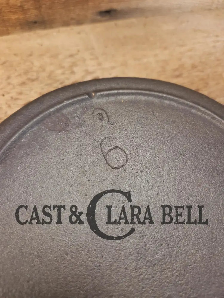 Hard to find in the Lodge Blob Series. 1930âs Lodge #6 Cast Iron Skillet with 3 Notch Heat Ring. Raised Blob makers