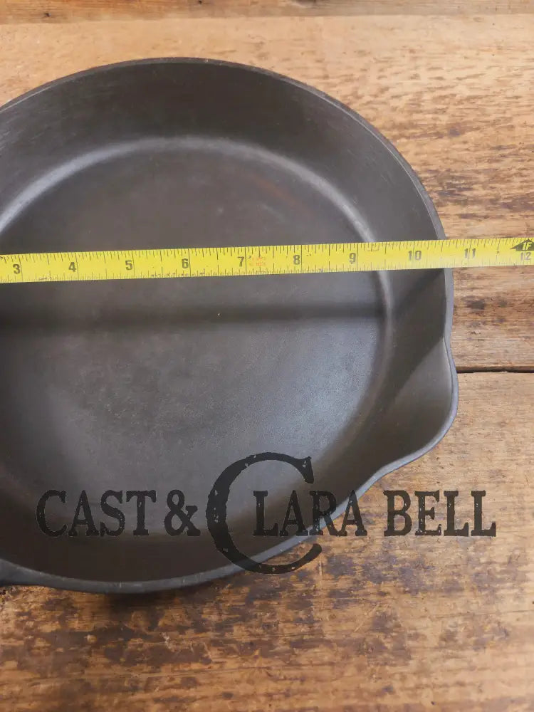 Hard to Find McClaryβs #9 Cast Iron Skillet - Canadian made vintage Drip Top Spider Skillet. X617 Ontario Canada Skillet