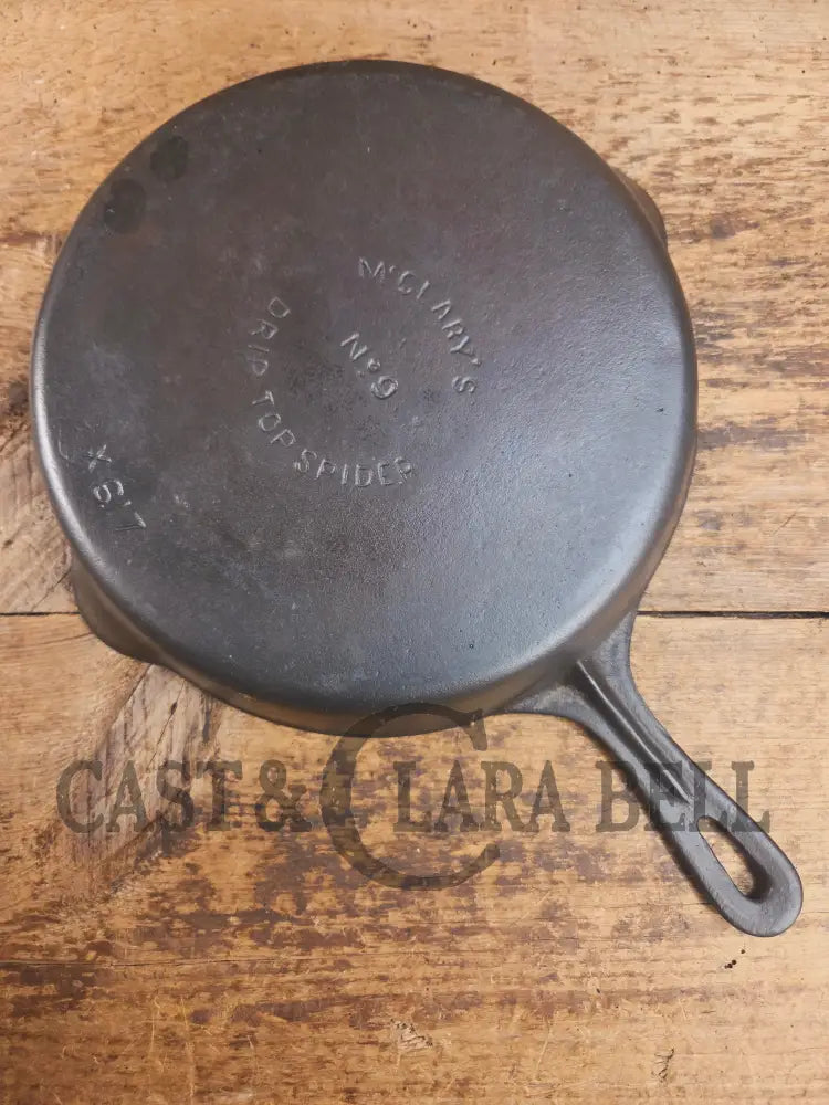 Hard to Find McClaryβs #9 Cast Iron Skillet - Canadian made vintage Drip Top Spider Skillet. X617 Ontario Canada Skillet