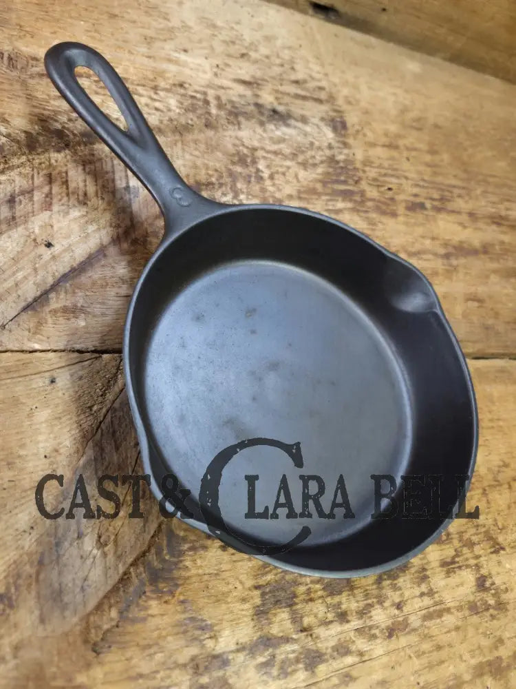 Hard to Find Wagner Sidney -O- #3 Skillet with ’Pie’ Logo and Smooth Bottom 1053. Skillet