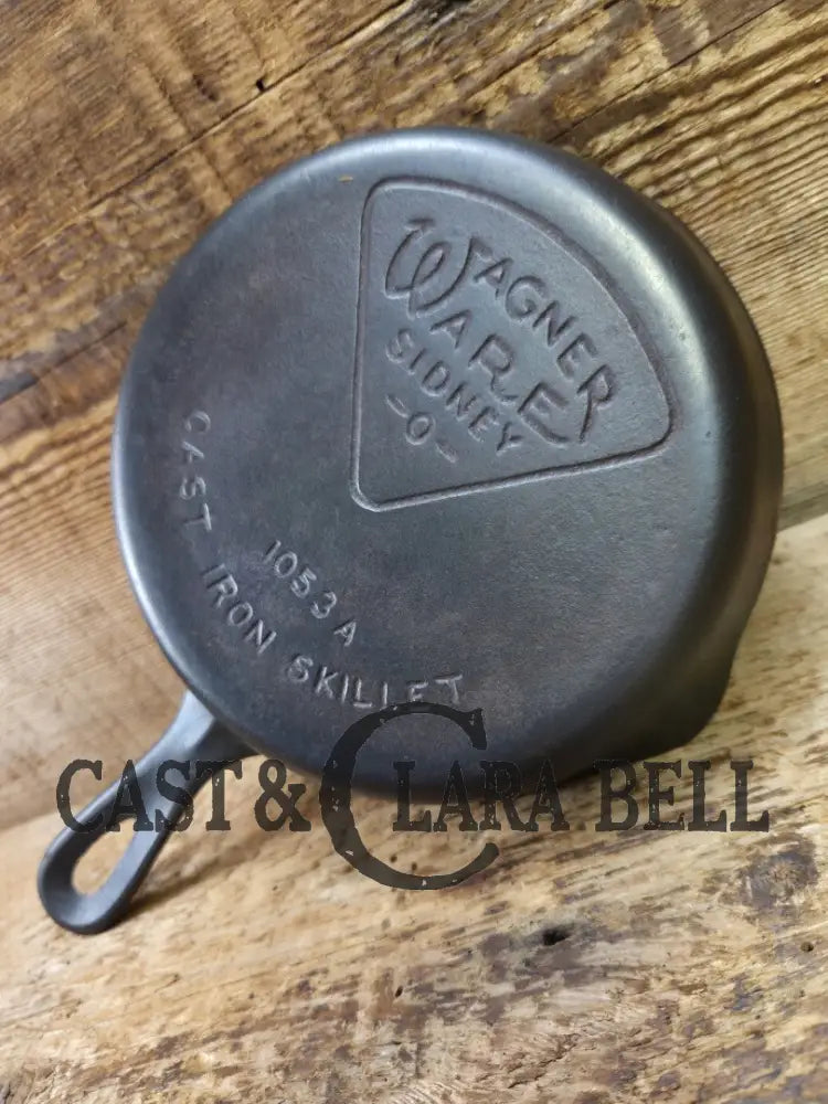 Hard to Find Wagner Sidney -O- #3 Skillet with ’Pie’ Logo and Smooth Bottom 1053. Skillet