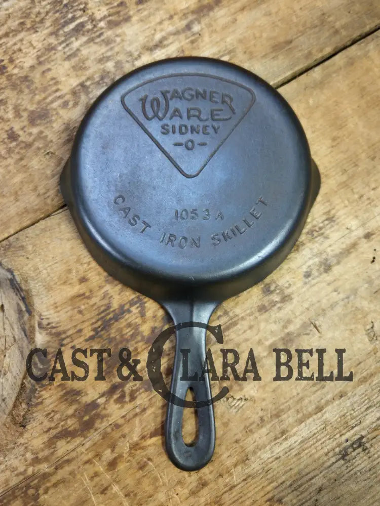 Hard to Find Wagner Sidney -O- #3 Skillet with ’Pie’ Logo and Smooth Bottom 1053. Skillet