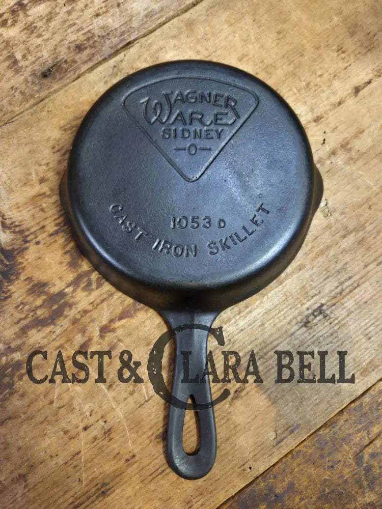 Hard to Find Wagner Sidney O #3 Skillet with ’Pie’ Logo and Smooth Bottom 1053 D Skillet