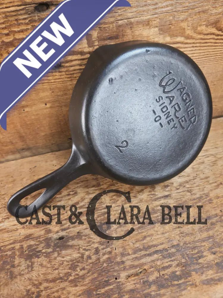 HARD TO FIND! Wagner Ware #2 Cast Iron Skillet. Stylized logo Great collectorβs piece Skillet