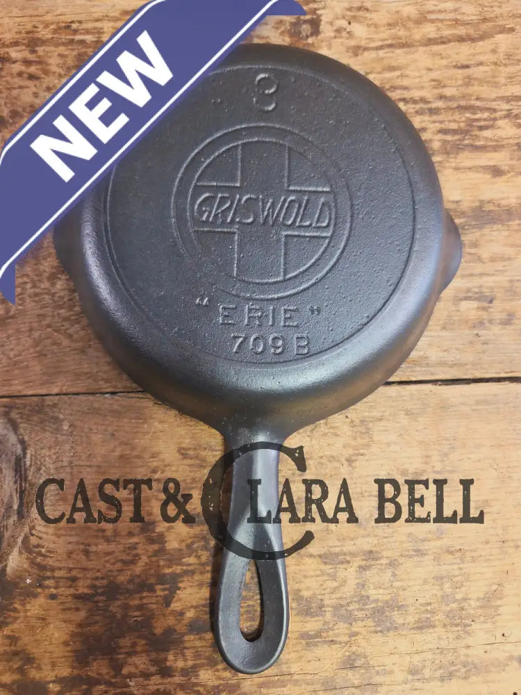 Harder to Find! 1910’s Griswold #3 Egg Skillet Large Block Slant Logo ERIE 709. Beauty! Skillet