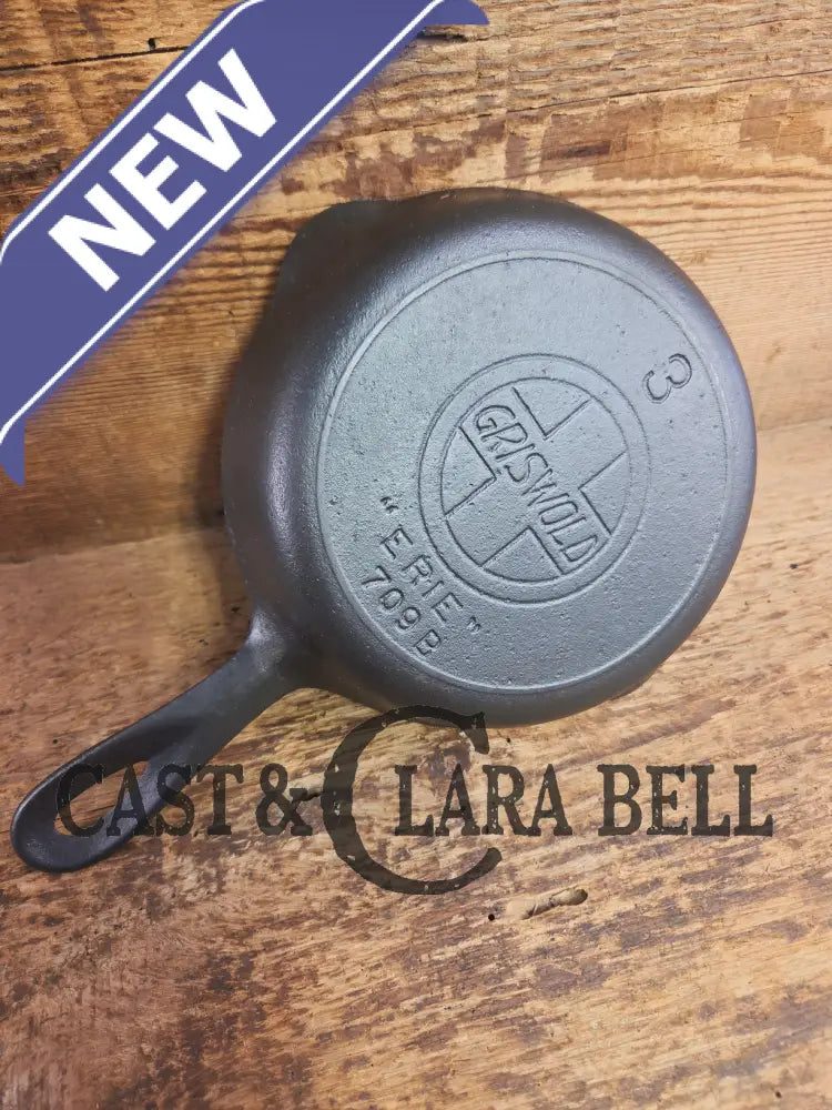 Harder to Find! 1910’s Griswold #3 Egg Skillet Large Block Slant Logo ERIE 709. Beauty! Skillet