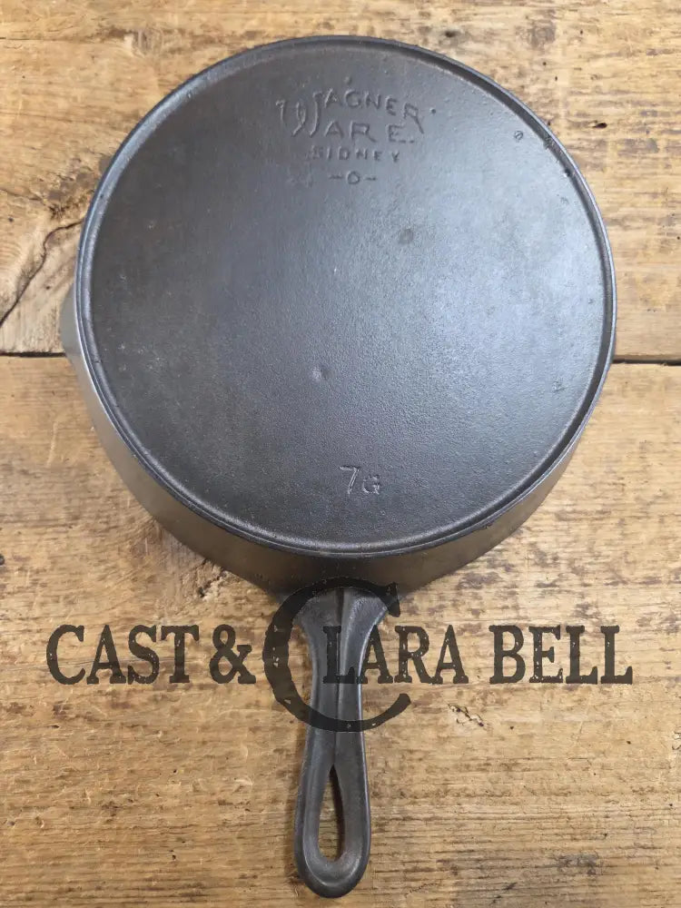 Harder to find 1920’s era Stylized logo Wagner Ware #7 Cast Iron Skillet #7G. Great saute skillet! Skillet