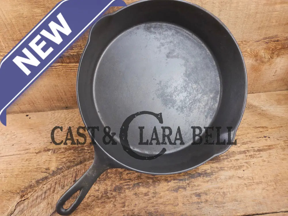 Harder to find big bacon skillet! Early 1900’s Wagner ’Arc Straight’ logo #10 Cast Iron Skillet Skillet