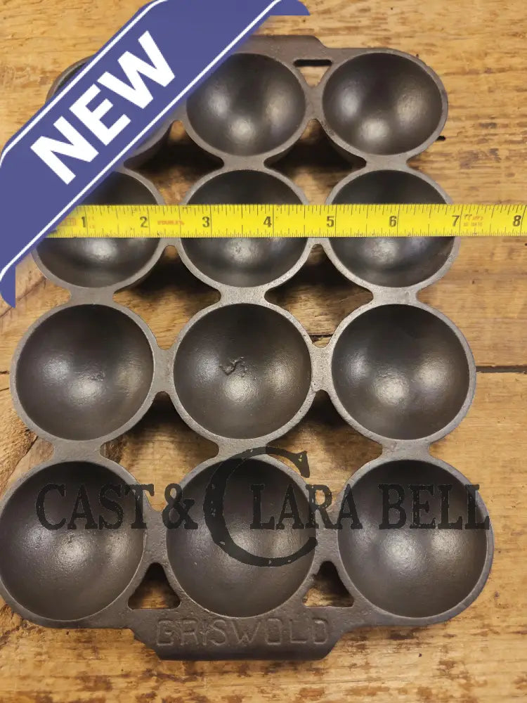 Harder to find! WONDERFUL gift idea or treat for yourself! 1920βs Griswold 12 cup Brownie Pan p/n 947. Variation 5 SC24