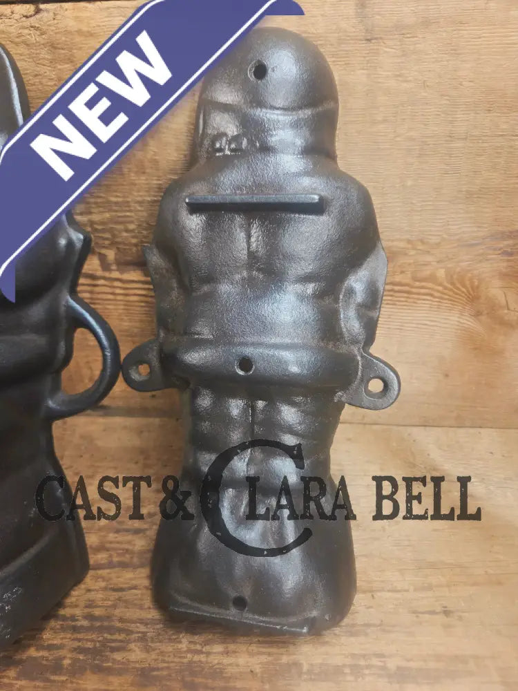 Ho Ho Hold the SHOW!! The Authentic #897/898 Griswold SANTA Cake Mold (Hello Kiddies!). Many copies are out there see