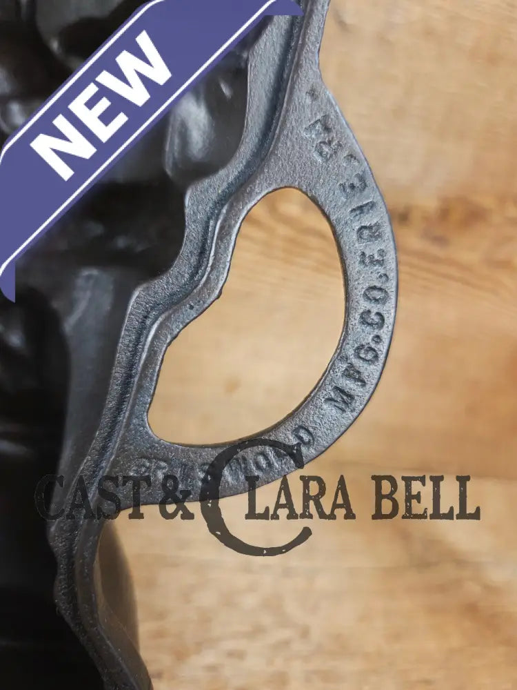 Ho Ho Hold the SHOW!! The Authentic #897/898 Griswold SANTA Cake Mold (Hello Kiddies!). Many copies are out there see