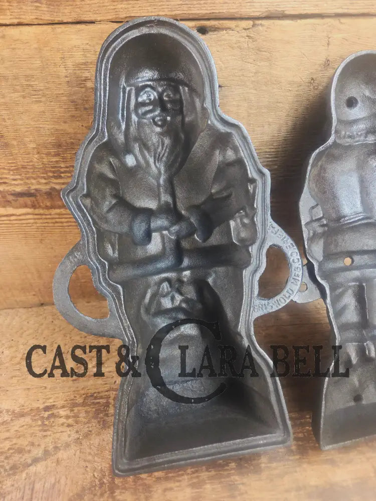 Ho Ho Hold the SHOW!! The Authentic #897/898 Griswold SANTA Cake Mold (Hello Kiddies!). Many copies are out there see