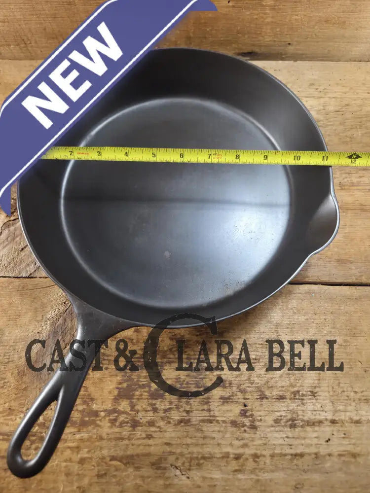 HTF 1890’s Third Series ERIE #9 B (1890’s Griswold) Cast Iron Skillet with Heat Ring 712 Smooth bottom! Skillet