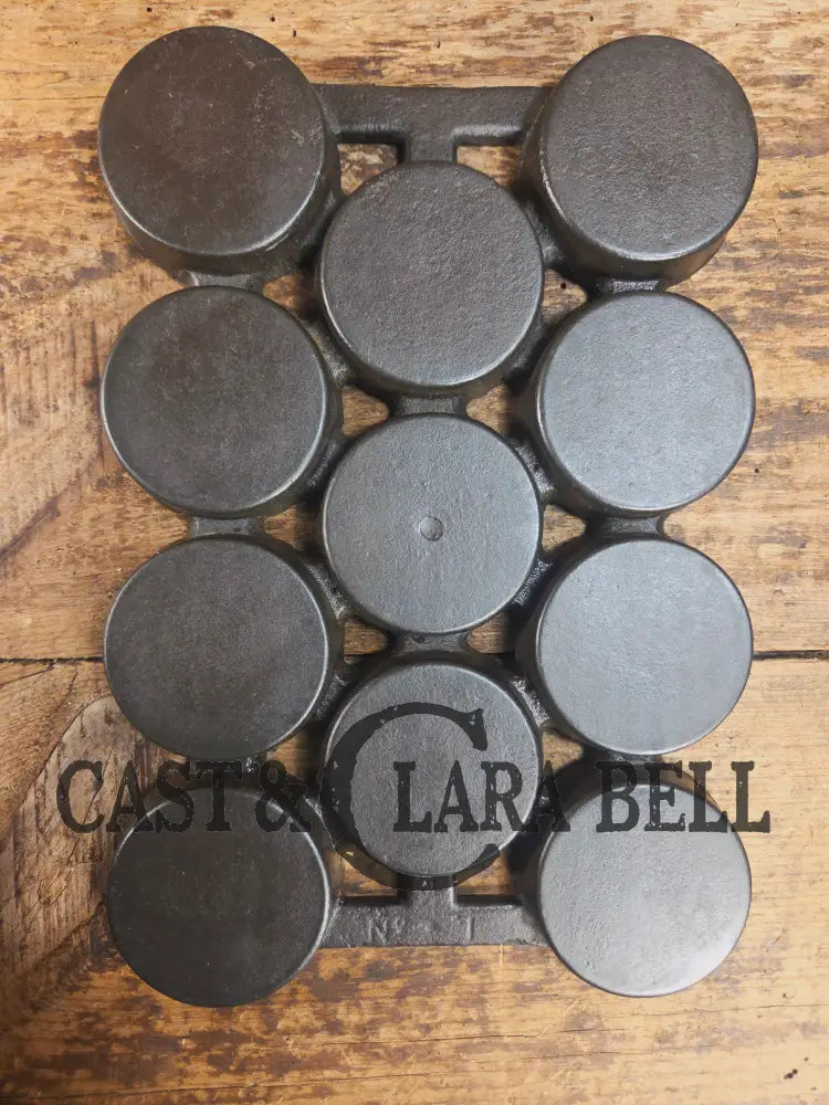 HTF 1920βs Griswold No. 1 Gem Pan Variation 1 11 cup p/n 940. Rarity 4 Bakeware