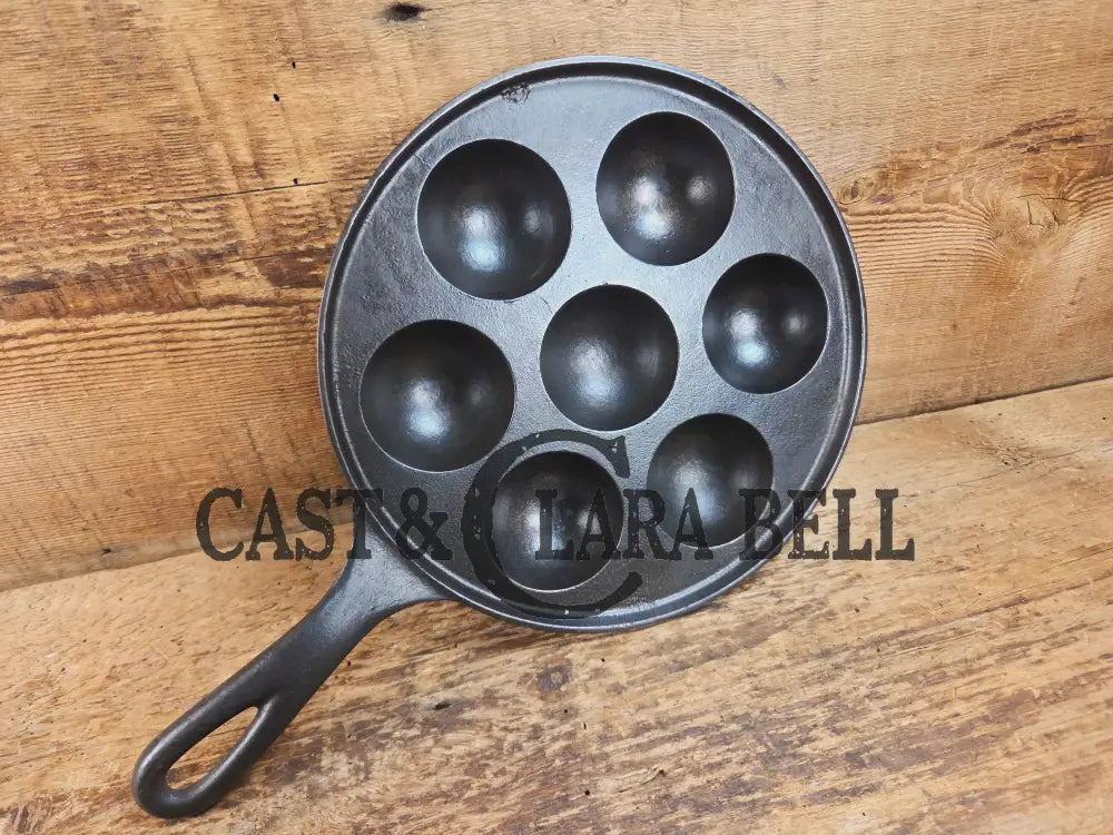 HTF 1920βs Griswold No. 33 Cast Iron Munk Pan 2992 Skillet