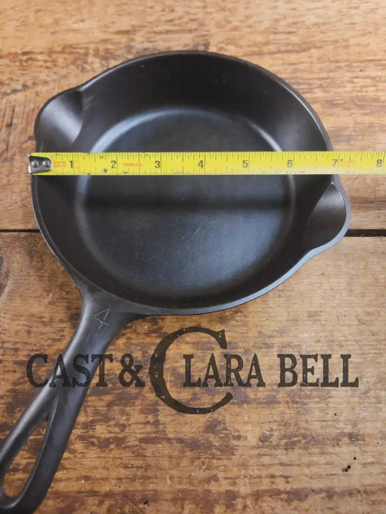 HTF 1930’s Griswold #4 Cast Iron Skillet with Large Block Logo 702 Smooth Bottom. Collector Grade Skillet