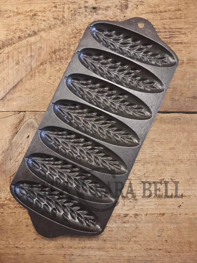 HTF 1930βs Griswold made Puritan # 1270 Wheat Stick Pan p/n 1513. Made for Sears & Roebuck department stores. Restored