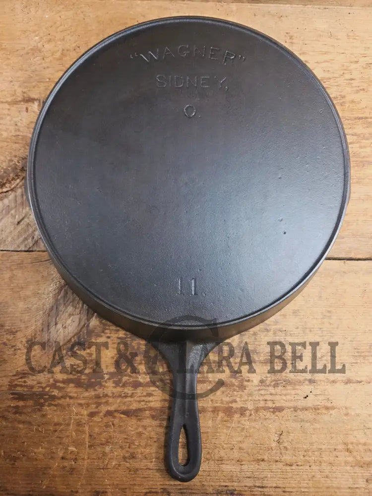 HTF and Gorgeous! Early 1900’s Wagner ’Arc Straight’ logo #11 Cast Iron Skillet Skillet
