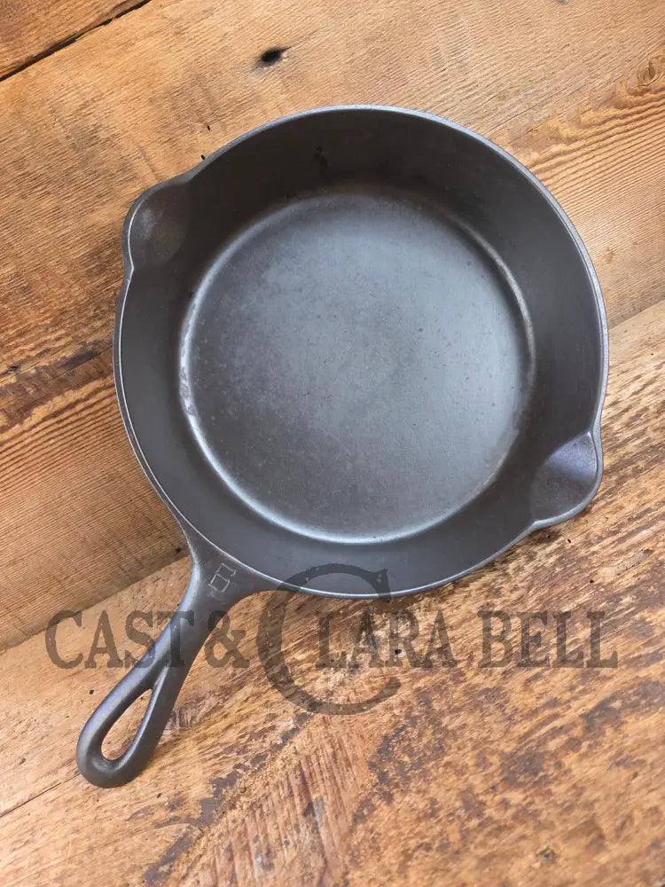 HTF Early 1900βs Griswold #6 Cast Iron Skillet Large Slant Logo 699 B Skillet