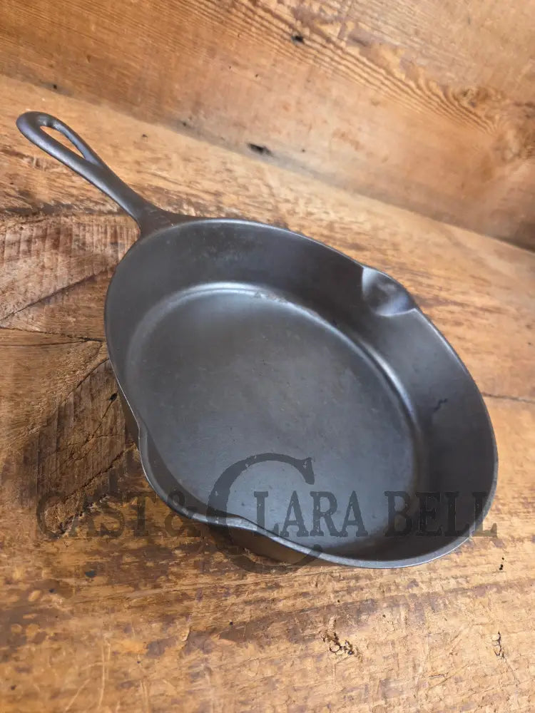 HTF Early 1900βs Griswold #6 Cast Iron Skillet Large Slant Logo 699 B Skillet