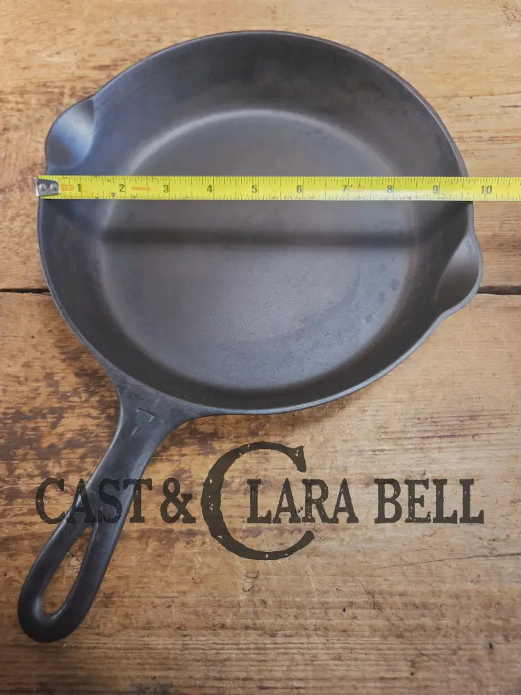 HTF Griswold No. 7 Cast Iron Skillet with Small Block Logo and Grooved Handle 701 Skillet