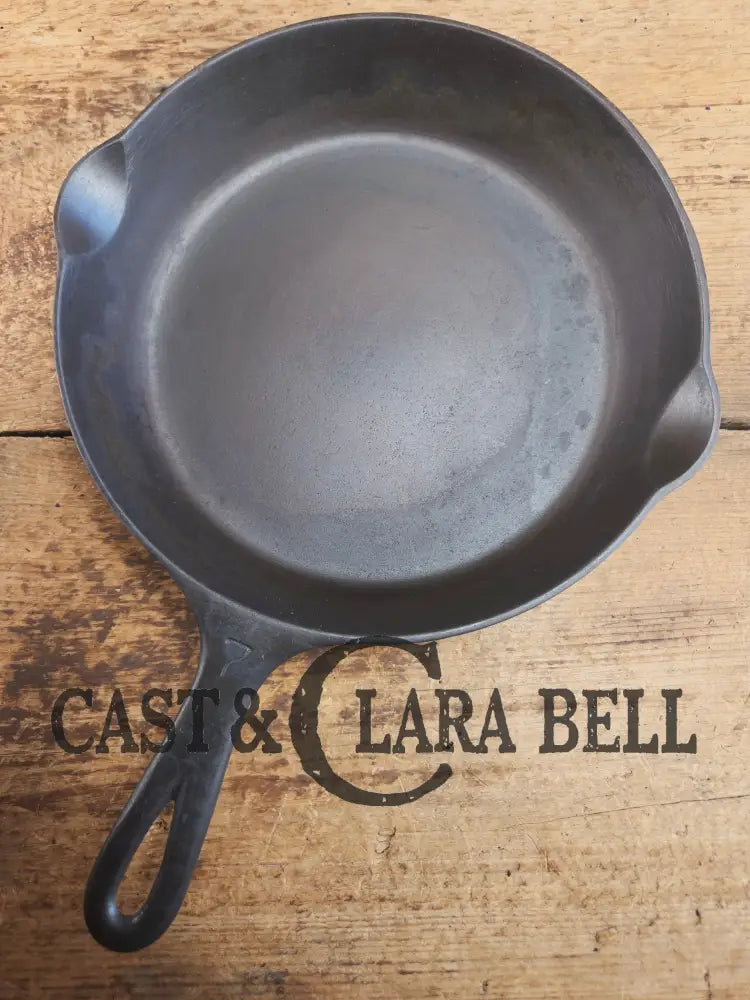 HTF Griswold No. 7 Cast Iron Skillet with Small Block Logo and Grooved Handle 701 Skillet