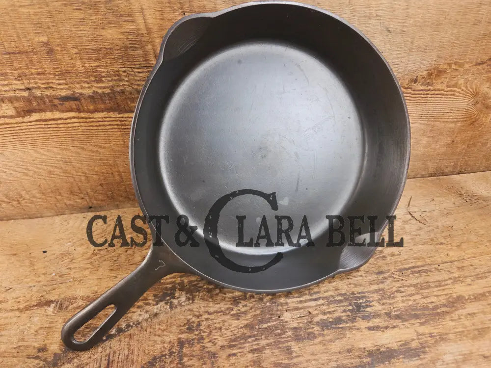 HTF Griswold No. 7 Cast Iron Skillet with Small Block Logo and Grooved Handle 701 B Skillet
