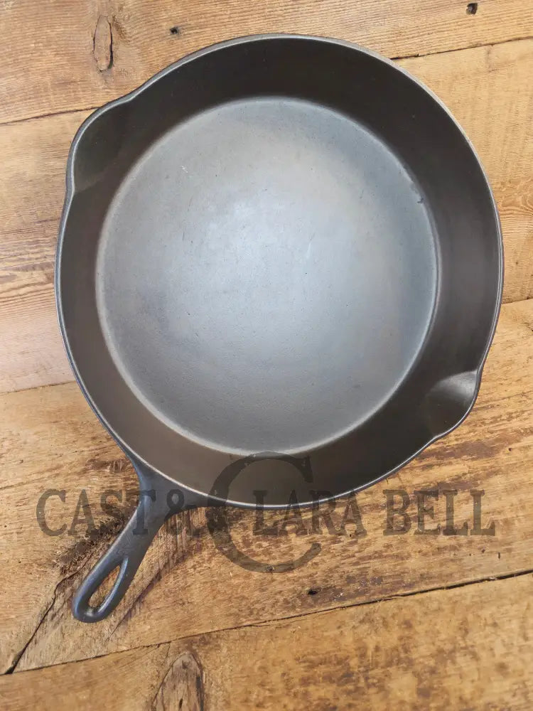 HTF HUGE and Gorgeous! Early 1900’s Wagner ’Arc Straight’ logo #12 Cast Iron Skillet - Skillet