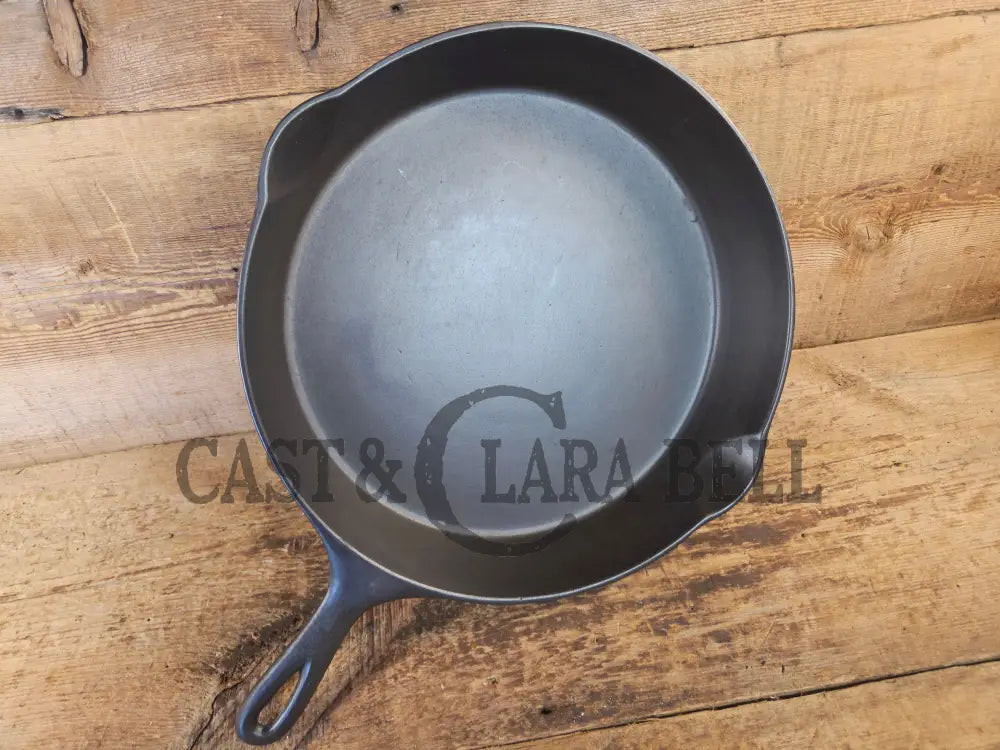 HTF HUGE and Gorgeous! Early 1900’s Wagner ’Arc Straight’ logo #12 Cast Iron Skillet - Skillet