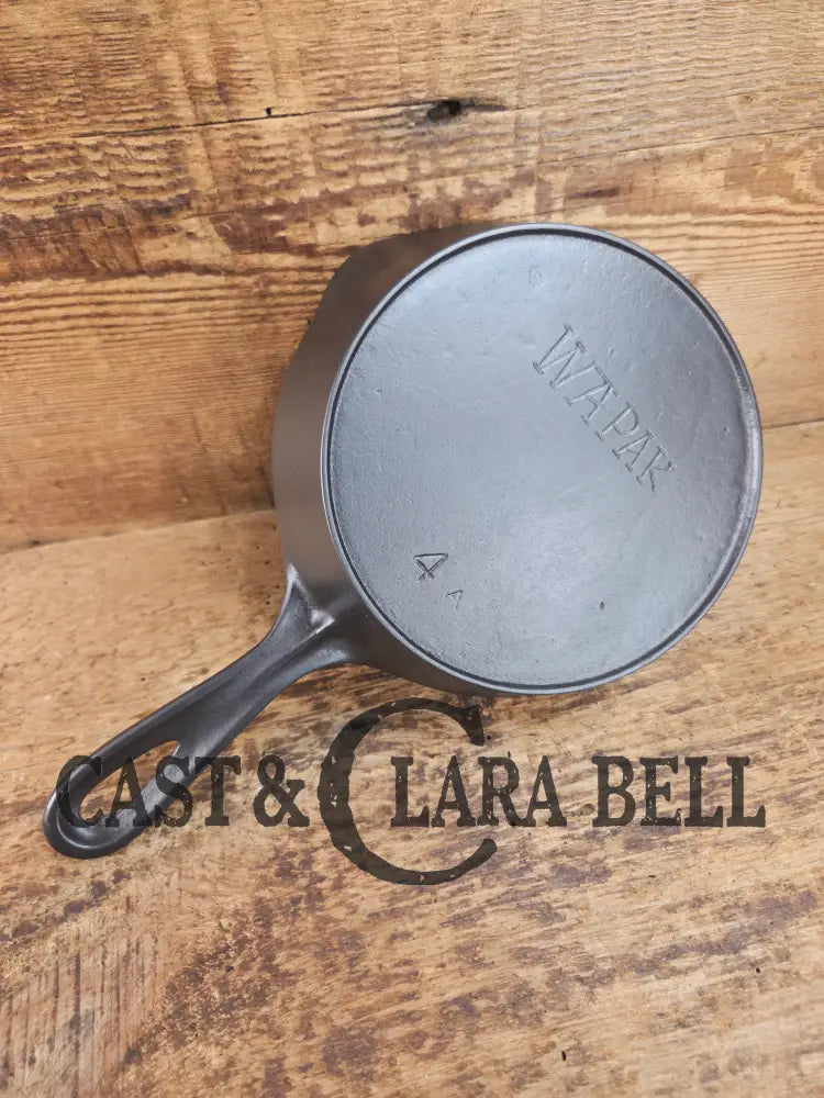 HTF! Wapak #4 Straight tapered logo beautiful skillet! Restored Seasoned and Ready to Use! Skillet