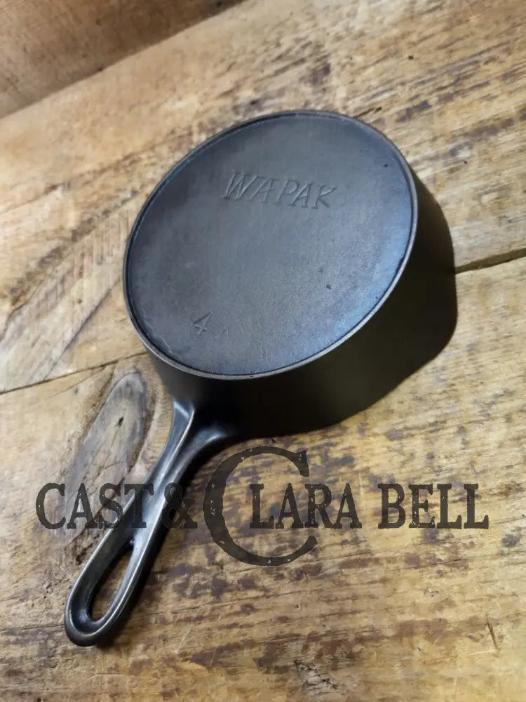 HTF! Wapak #4 Straight tapered logo beautiful skillet! Restored Seasoned and Ready to Use! Skillet