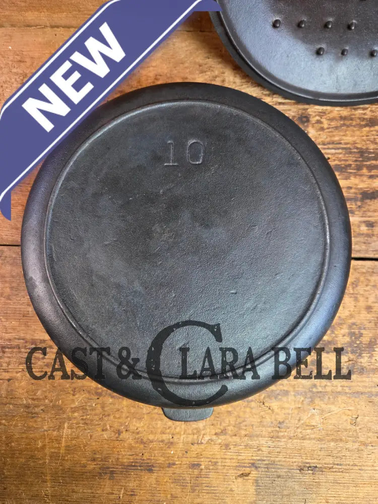 HUGE 1940βs Era Lodge Dutch Oven. Wonderful condition ready to use! - Dutch Ovens Trivets & Kettles