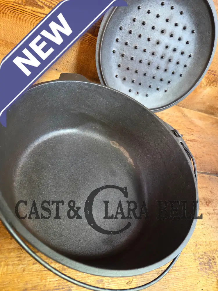 HUGE 1940βs Era Lodge Dutch Oven. Wonderful condition ready to use! - Dutch Ovens Trivets & Kettles