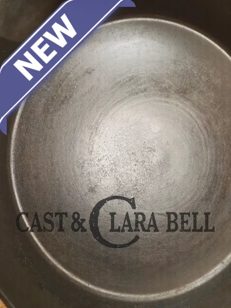 HUGE and hard to find 1910βs Early Favorite Piqua Ware #12 Cast Iron Skillet Smiley Logo great for gas or coil tops!