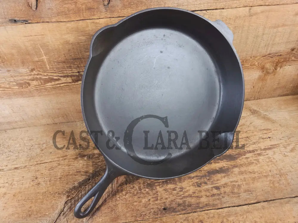Huge beautiful 1930’s Griswold No. 12 Skillet with Small Block Logo and Heat Ring 719 D - Skillet