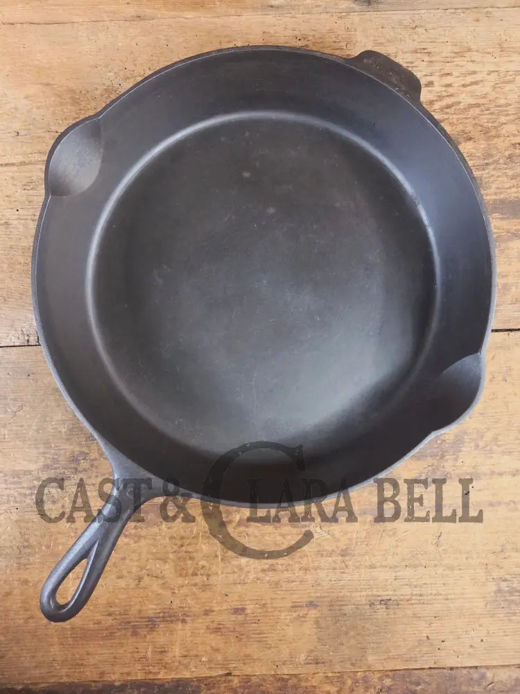 Huge beautiful 1930’s Griswold No. 12 Skillet with Small Block Logo and Heat Ring 719 D - Skillet