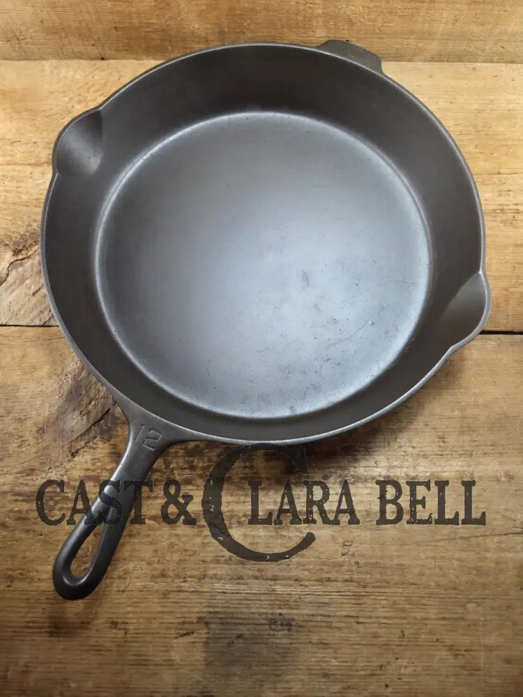 Huge beautiful 1930’s Griswold No. 12 Skillet with Small Block Logo and Heat Ring 719 D Skillet