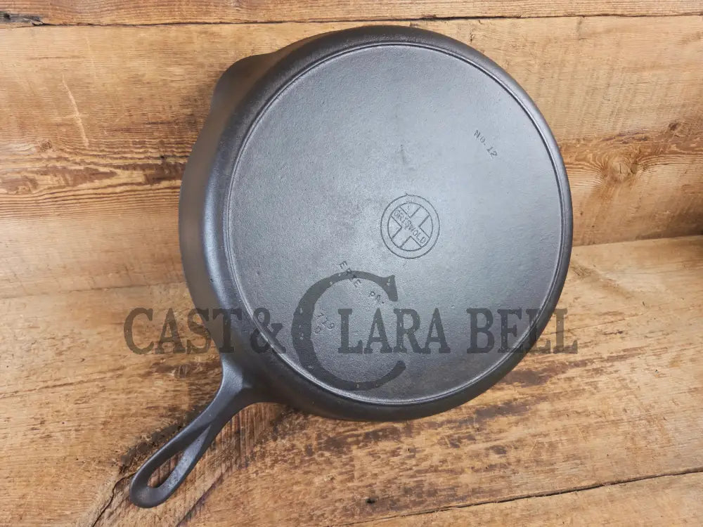 Huge beautiful 1930’s Griswold No. 12 Skillet with Small Block Logo and Heat Ring 719 D - Skillet