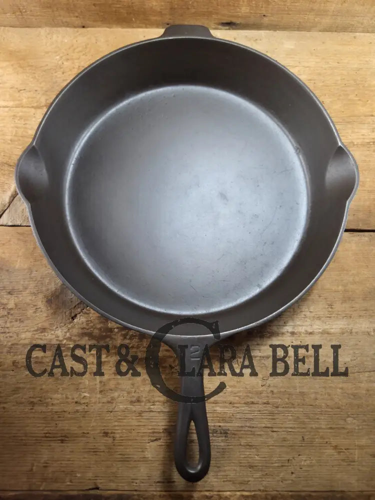 Huge beautiful 1930’s Griswold No. 12 Skillet with Small Block Logo and Heat Ring 719 D Skillet