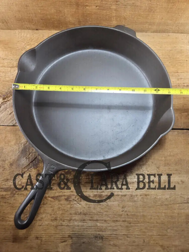 Huge beautiful 1930’s Griswold No. 12 Skillet with Small Block Logo and Heat Ring 719 D Skillet