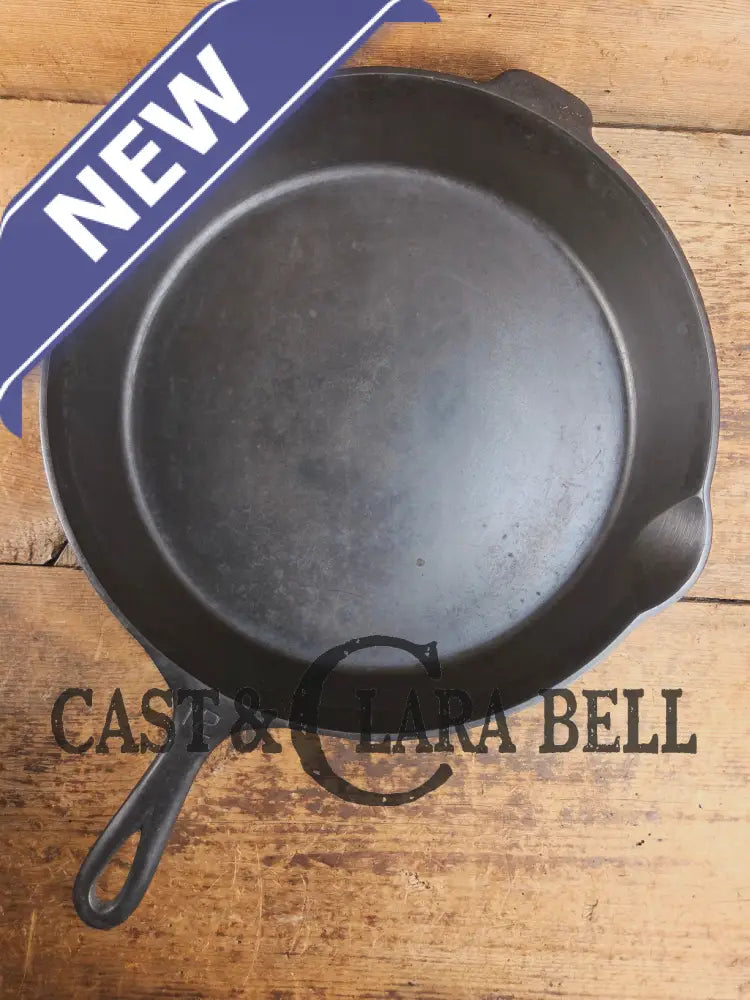 Huge beautiful 1930βs Griswold No. 12 Skillet with Small Block Logo and Heat Ring 719 D Skillet