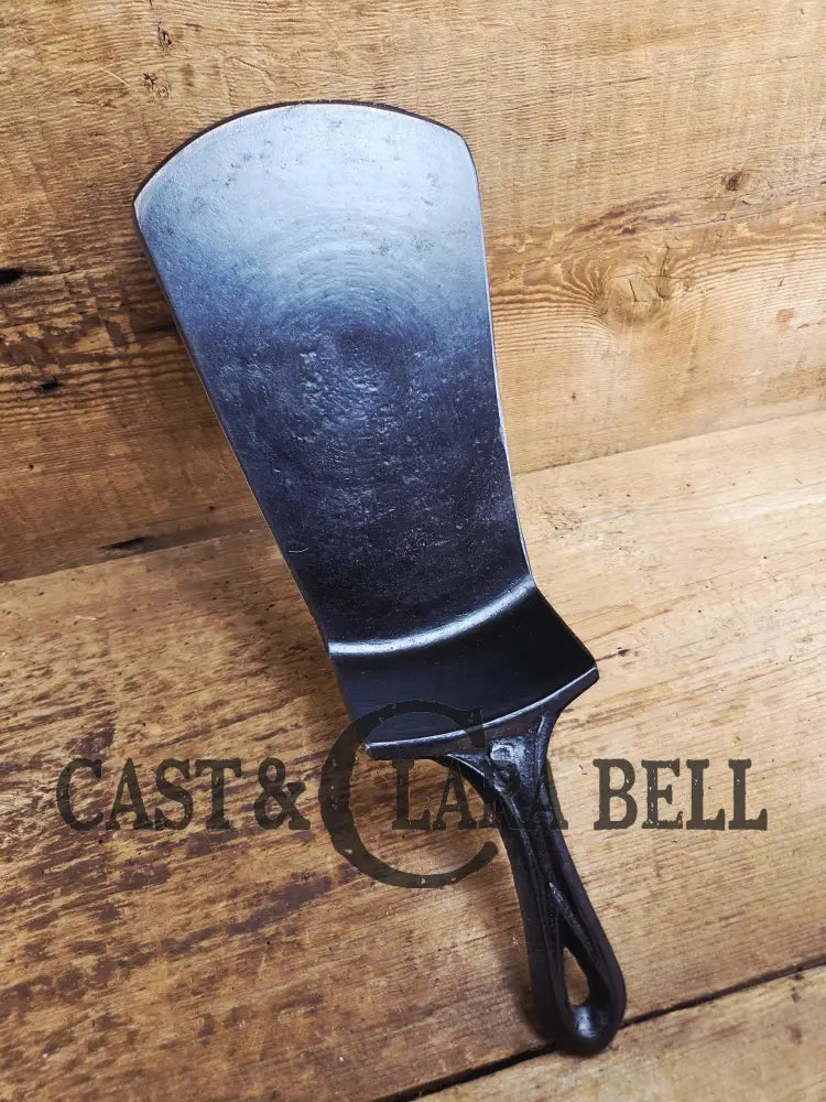 HUGE! Repurposed Late 1800βs! Fancy Handled #9 Cast Iron Skillet with Raised W and Gatemark. One of a kind! SC24