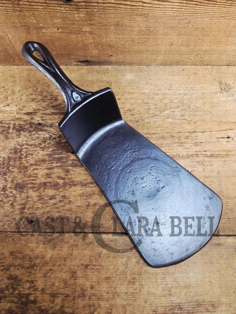 HUGE! Repurposed Late 1800βs! Fancy Handled #9 Cast Iron Skillet with Raised W and Gatemark. One of a kind! SC24