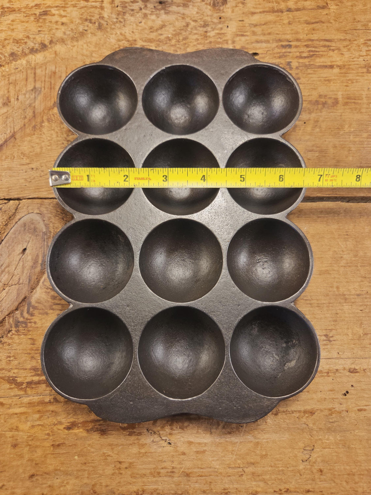 Great gift and tough to find! 1930’s Fully Marked Wagner ’golf ball’ brownie pan. Closed frame ’F’ style gem pan
