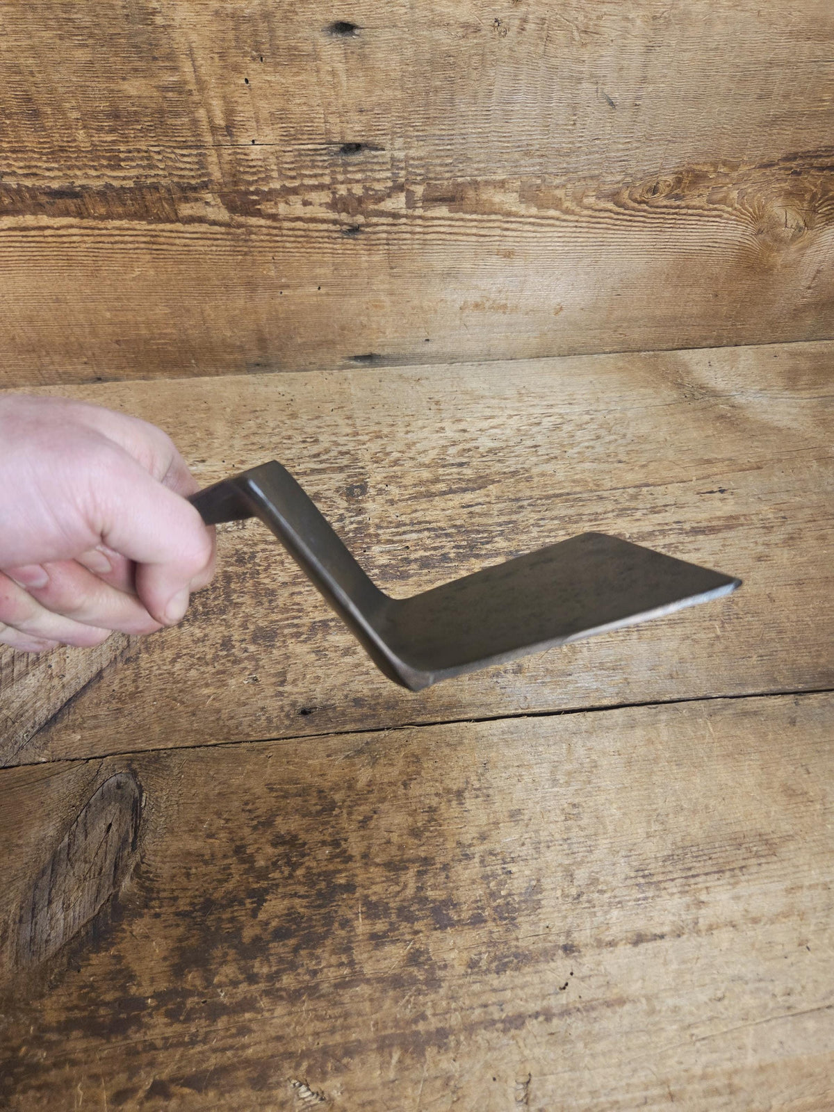 Custom Repurposed Burger Spatula. Made from an early Era Wagner Ware Sidney #8 DEEP Chicken Fryer. Awesome for the home