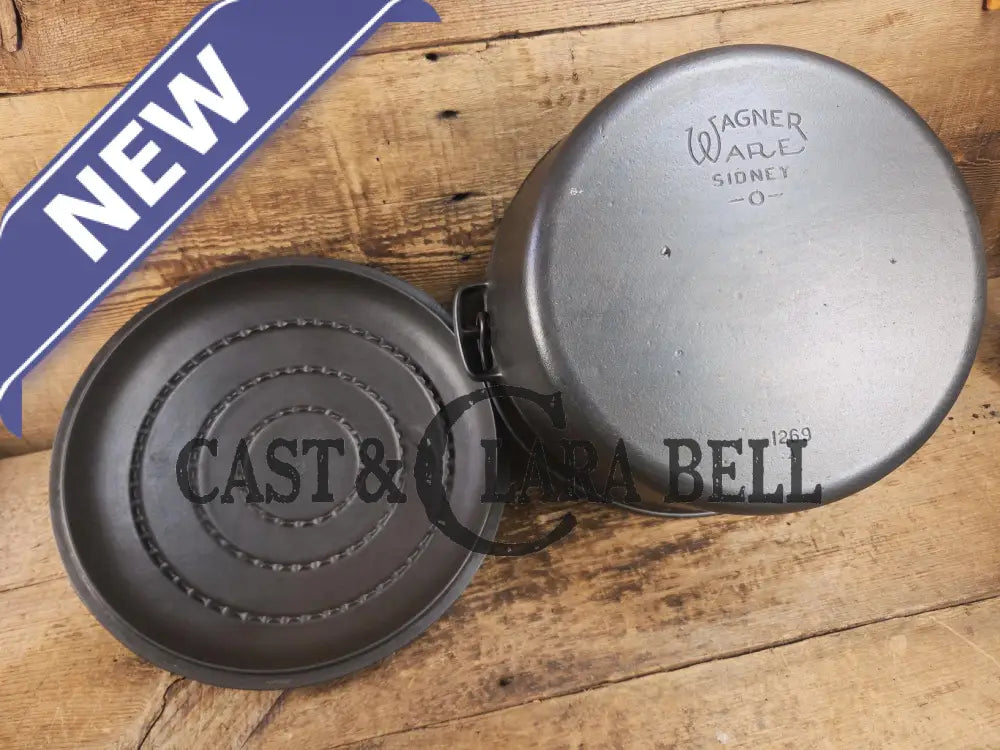 Large 1930’s Wagner Ware #9 Cast Iron Dutch Oven 1259 with Sawtooth lid! Unique pattern shift on lid Dutch Ovens
