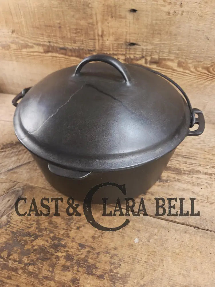 Large 1930’s Wagner Ware #9 Cast Iron Dutch Oven 1259 with Sawtooth lid! Unique pattern shift on lid Dutch Ovens