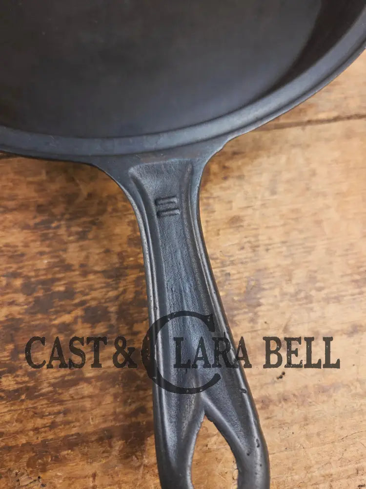 Large and gorgeous 1800βs (Philo Penfield Steward pattern) antique #10 Skillet. Very cool Skillet